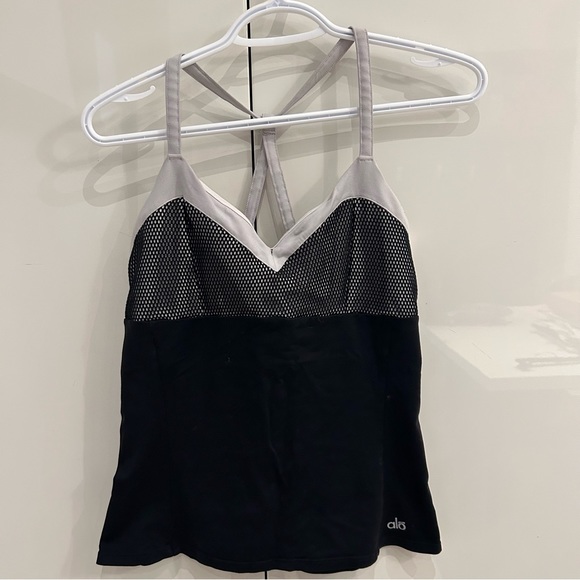 Alo athletic tang top size small black and white has small flaw - Picture 1 of 5